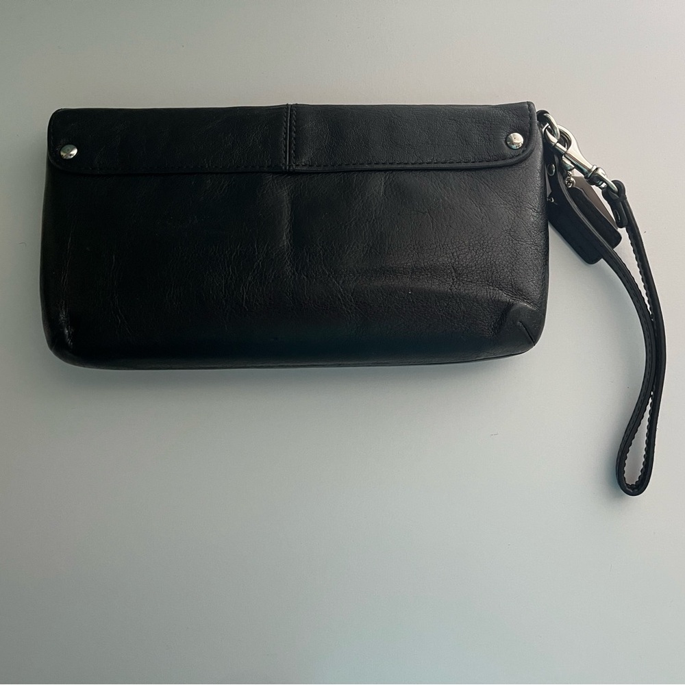🌸Coach Ashley Black Leather Wristlet/Clutch - Picture 2 of 7